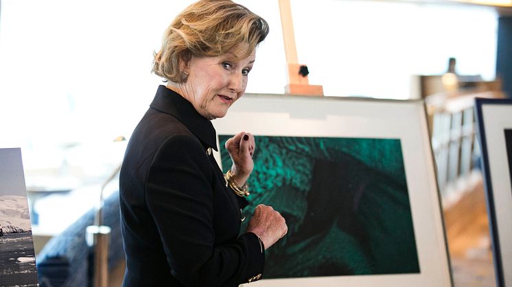 KUNSTNER: 