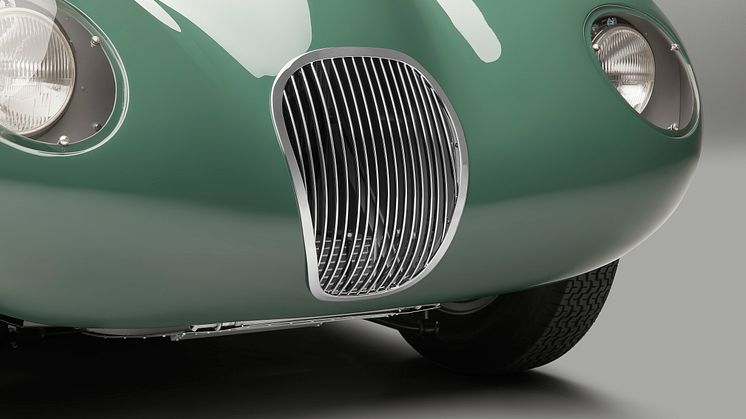 1134_SC_JagCtype_DETAILS_Grille2_v3a