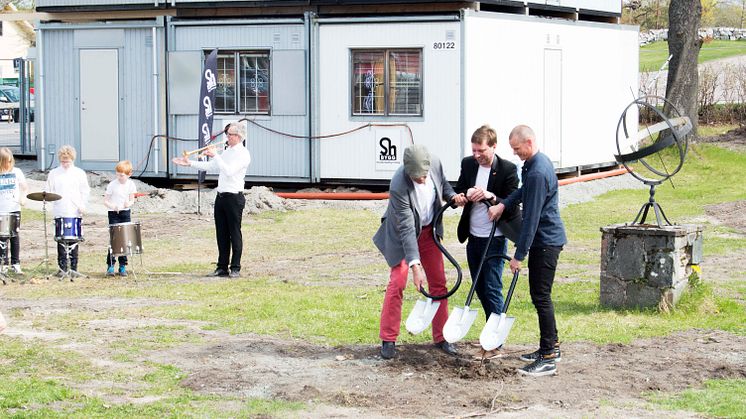 Första spadtaget av kulturhus Storbrunn tas 