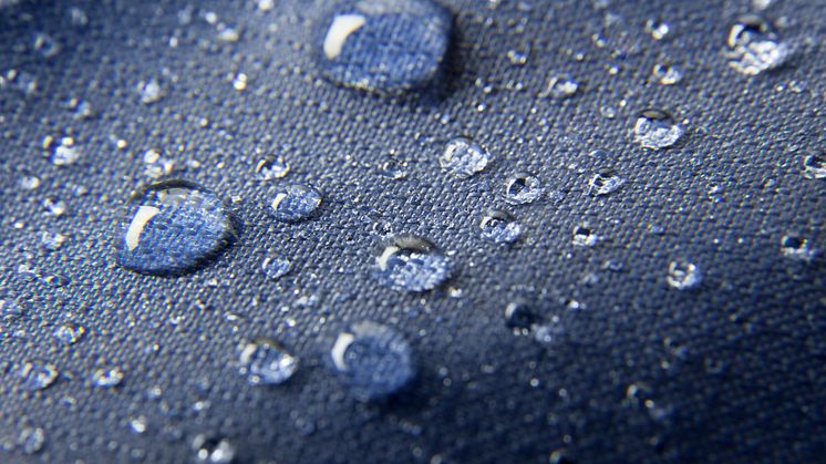 Water repellent materials like gore-tex contain PFAS (Foto: Colourbox)