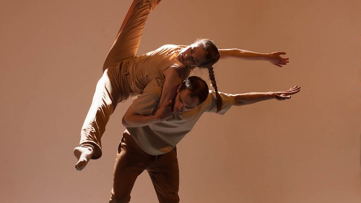 TheFourSeasons-JamesWiltonDance-13