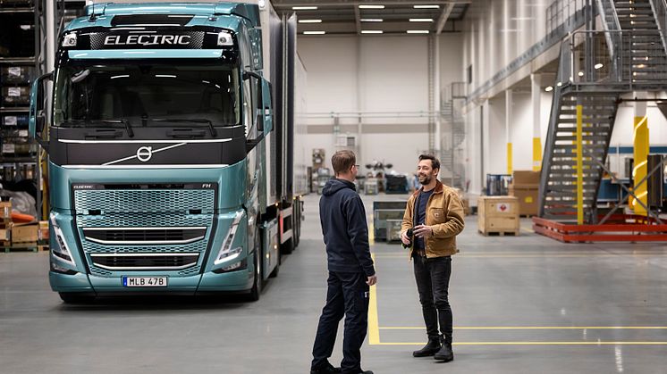 Die Elektrifizierung hat jetzt auch bei schweren Lkws begonnen. Volvo Trucks startet den Verkauf von drei neuen vollelektrischen Modellen. (Foto: Volvo Trucks) 