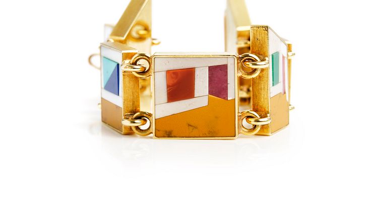 Ole Bent Petersen- Unika smykkesæt af 18 kt. guld bestående af armbånd og ring hver prydet med stenmosaik.jpeg
