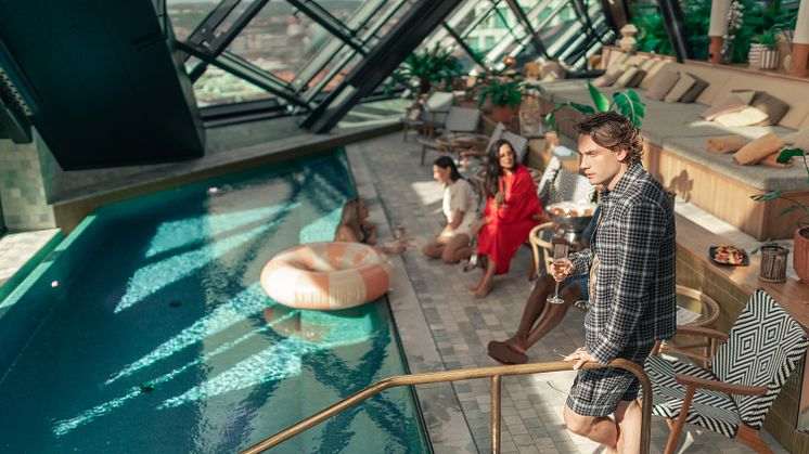 Pachanga Rooftop pool club