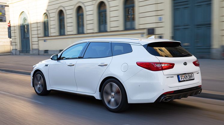Optima Sportswagon började säljas hos de svenska Kia-återförsäljarna i september.