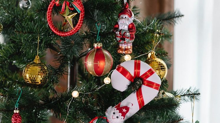 Här kan du se jul- och nyårshelgens öppettider på våra återvinningscentraler.