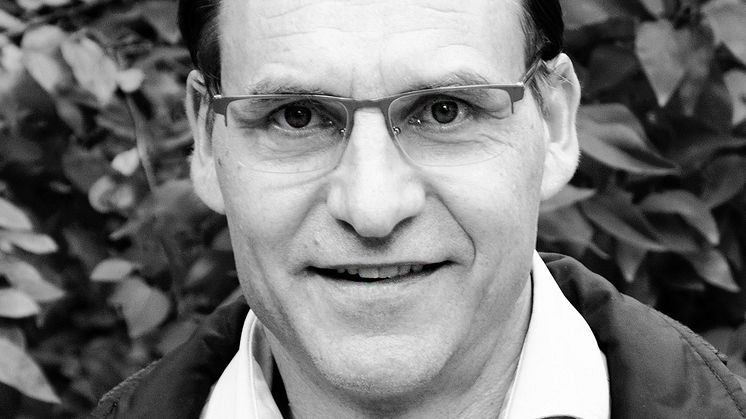 per_danielsson_axema_sv-vit-1.jpg