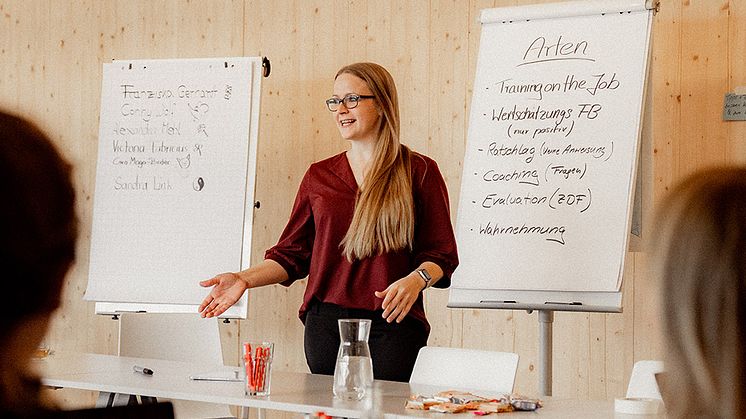 Kommunikationstrainerin Franziska Gerhardt im e2n-Schulungszentrum in Würzburg.