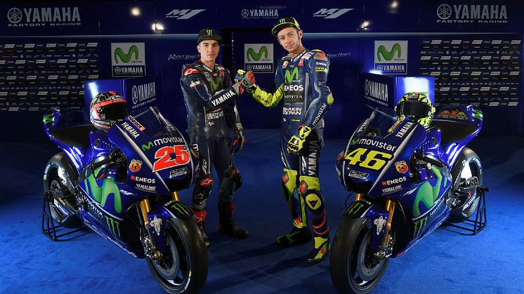 Movistar Yamaha MotoGP. バレンティーノ・ロッシ選手（右）とマーベリック・ビニャーレス選手（左）