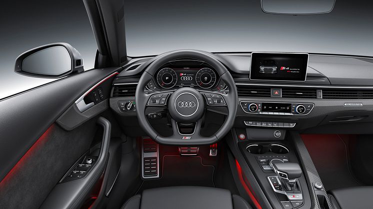 Audi S4 - interior