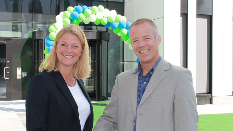 Eurests Kathinka Friis-Møller og Avantors Roy Frivoll er begge fornøyd med at Eurest skal stå for serveringstilbudet på Spikerverket 