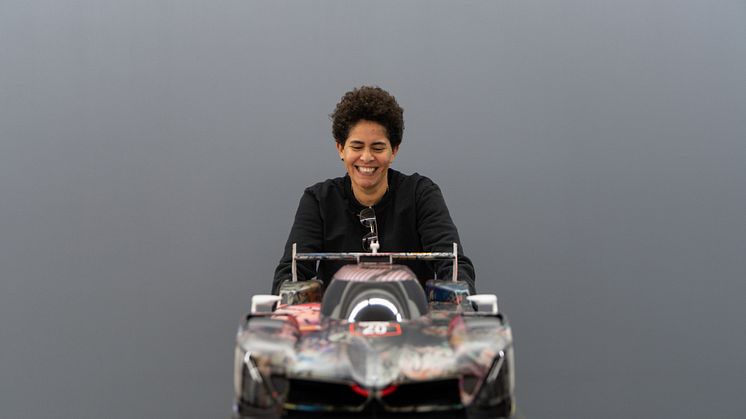 BMW Art Car #20 og Julie Mehretu