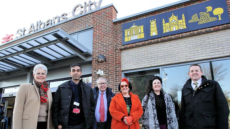 Picture partners: (l to r) Alison Berneye, Visitor Partnership; Harsitt Chandak, Station Manager; Cllr Chris White, Council Leader; Denise Parsons, BID Manager; Cllr Mandy McNeil;  Andrew Chillingsworth, Thameslink Community Relations