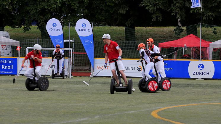 Zurich ist Hauptsponsor der Segway Polo-Weltmeisterschaft 2023 in Köln
