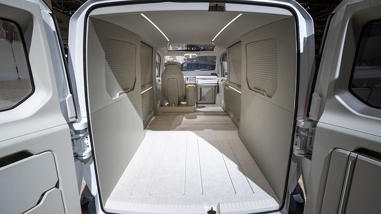 kia-pbv-pv7-iaa-24-interior-highres013.jpg