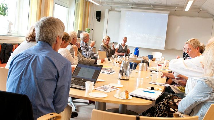 Regeringens äldresamordnare på besök 
