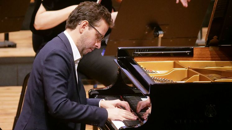 SON och Peter Friis Johansson: Netzels pianokonsert