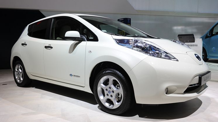 Nissan Leaf hvit