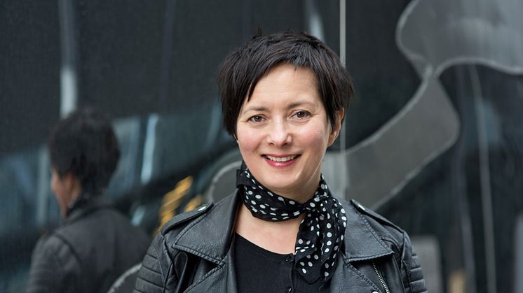 Trude Tjensvold er aktuell med ei faktabok for dei minste om skogens språk