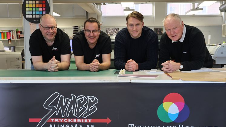 Robert och Clas på Snabbtryckeriet och Simon och Stig på Trycksaksbolaget.