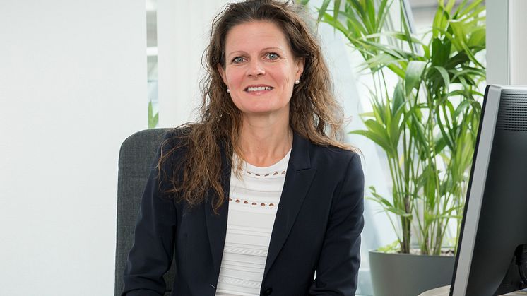 – Vi skal gjøre vårt for at både eiendomsbransjen og helsesektoren når klimamålene, og disse ti strakstiltakene er vi glade for å slutte oss til, sier Cathrine M. Lofthus, administrerende direktør i Helse Sør-Øst RHF.
