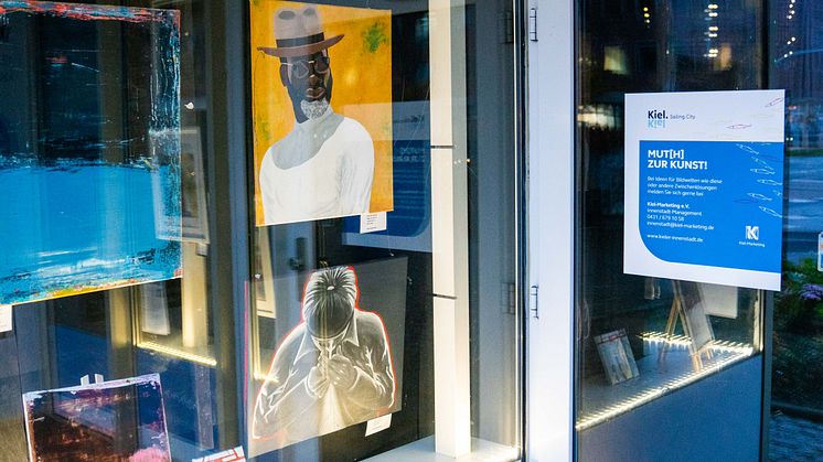 Bis zum Ende des Jahres werden in der ehemaligen Ladenfläche am Ziegelteich Werke von verschiedenen Künstler*innen ausgestellt. 