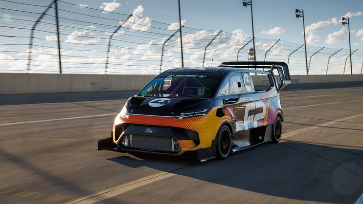 SuperVan 4.2 er en opdateret udgave af Fords SuperVan 4.