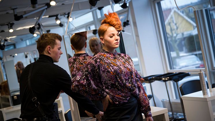 Model venter på at blive bedømt