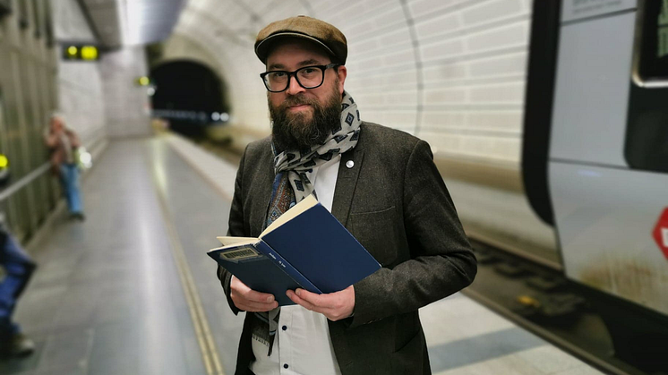 Förläggaren Per Bergström kommer att föreläsa under Skaraborgs akademis kväll på Högskolan i Skövde. 