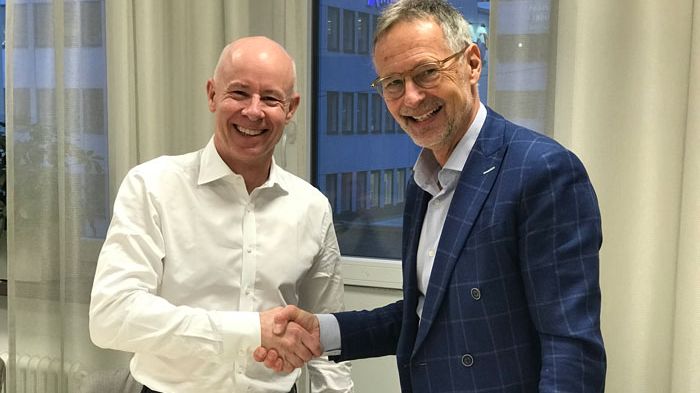 Rickard Westlund, VD LRF Konsult och Håkan Berg, styrelseordförande Lexly, ser stora synergier i samarbetet som förenar digital kompetens och fokus på kundnytta med bred juridisk kompetens i ett stort geografiskt nätverk.