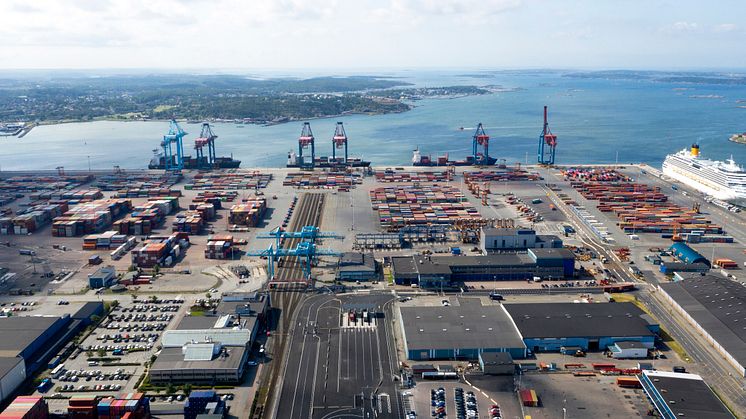 Snart kan du se exakt var i logistikkedjan din container befinner sig med hjälp av API.