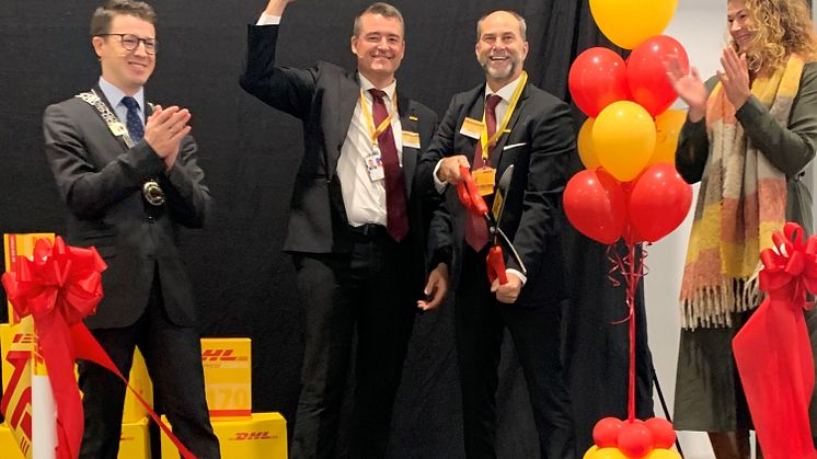 DHL_Sola