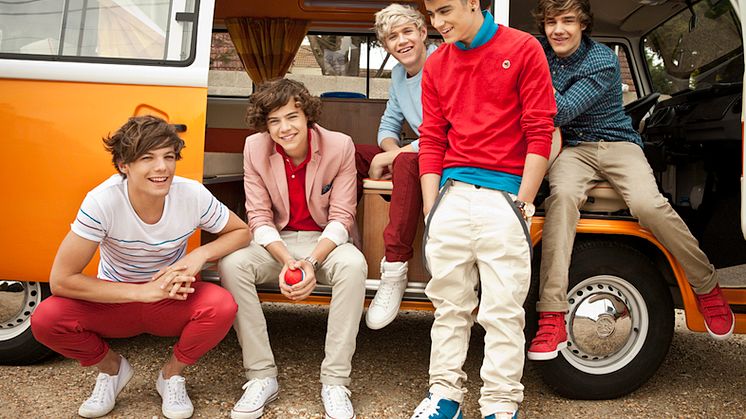 One Direction intar förstaplatsen på svenska albumlistan