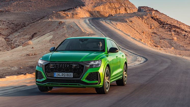 Audi RS Q8 (Javagrøn)
