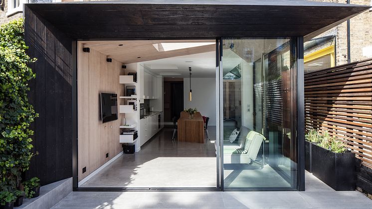 Kebony Fassade im Shou Sugi Ban-Stil