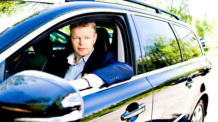 Trygve Simonsen. Adm. dir. Hertz Bilutleie Norge