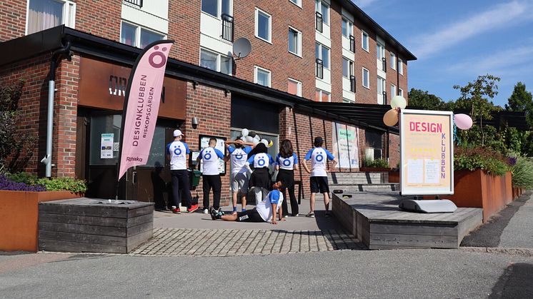 Designklubben i Bostadsbolagets lokal Orkanen i Biskopsgården är ett projekt i samarbete med Röhsska muséet.