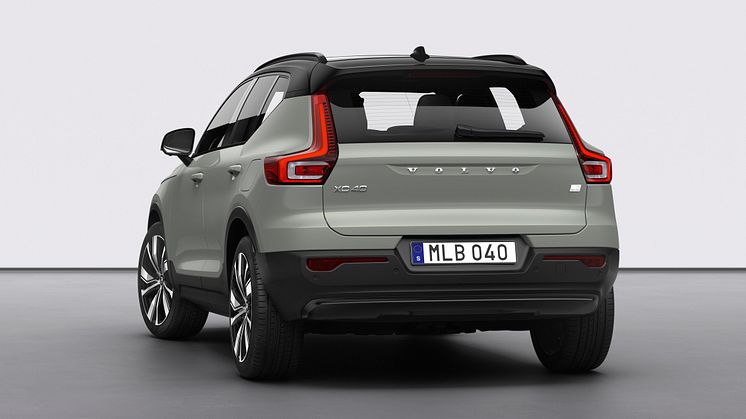 Volvo XC40 Recharge P8 AWD i Sage Green