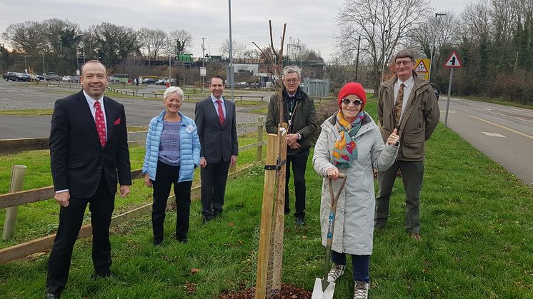 Chris Heaton-Harris MP, left, with local volunteers and London Northwestern Railway representatives