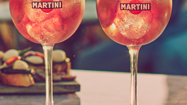 Martini Fiero Spritz: Den ikoniske sommerdrinken Spritz – gjort enda enklere
