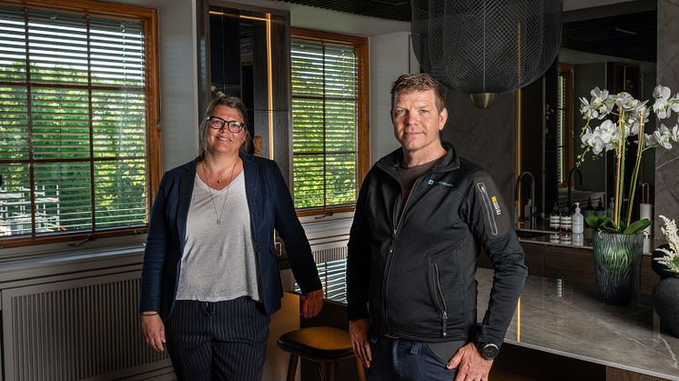HR-sjef Trine Reinertsen og Trygve Berg, driftsleder i Oslo sentrum