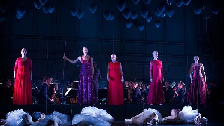 Opera Showroom 2014