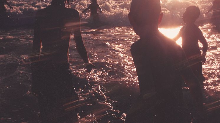 Linkin Park's nya album One More Light släpps den 19 maj.