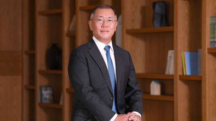 Euisun Chung 2.jpg