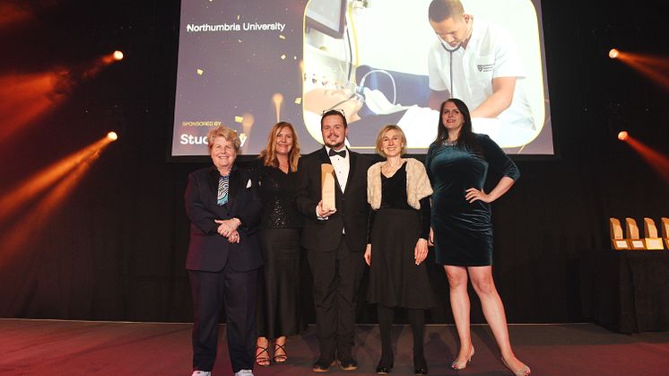 L-R Awards host, broadcaster and comedian Sandi Toksvig; Barbara Davies, Barry Hill and Dianne Ford from Northumbria University and Isabelle Bristow of award sponsor Studiosity 