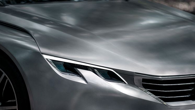 Konceptbilen Peugeot EXALT i nye klæder til Paris Motor Show