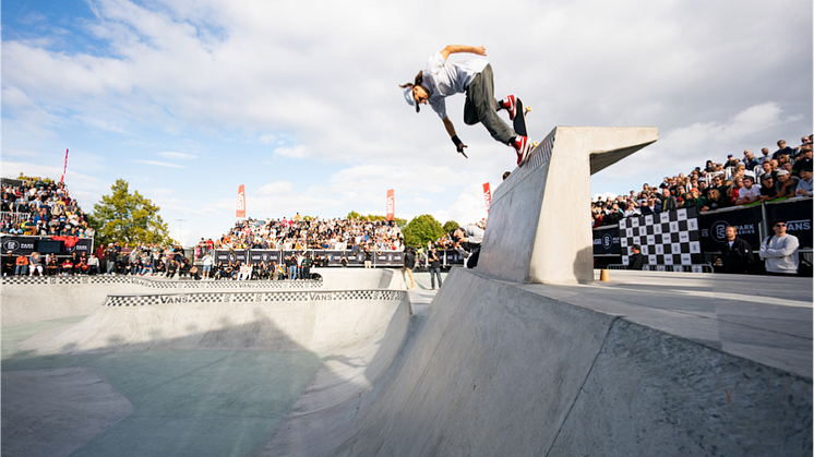Oski bjuder in till skateboardfestival!