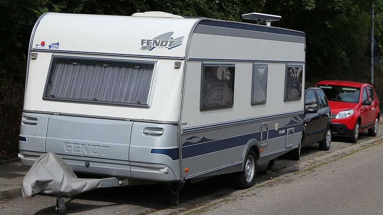 Auch Wohnwagen ohne Zugfahrzeug dürfen nicht länger als zwei Wochen geparkt werden - außer auf speziell gekennzeichneten Flächen. Foto: ARCD