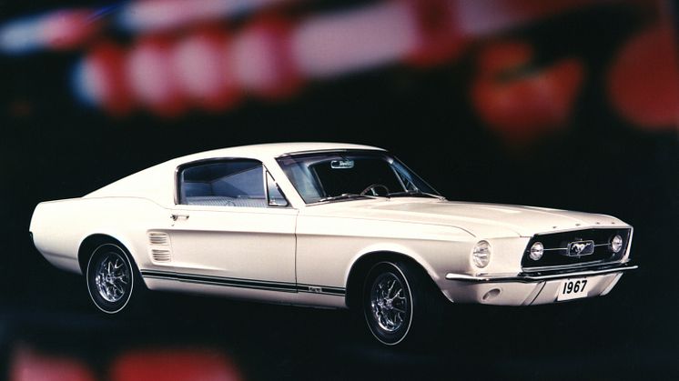 60 let ikony jménem Mustang