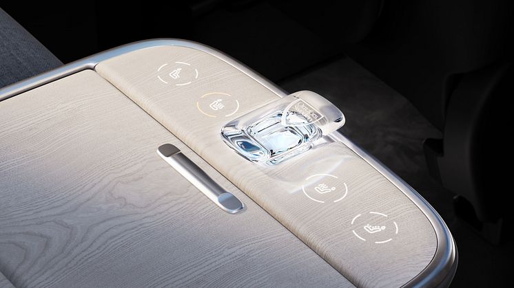 Volvo_EX90_Excellence